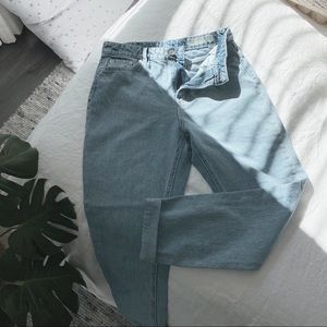 80s Style High Waisted Tapered Mom Jeans